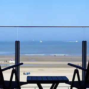  Apartment North Sea View With Parking